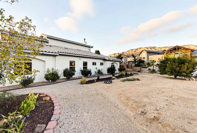 11907 San Rafael Avenue NE, Albuquerque, NM 87122