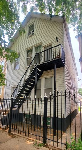 4751 S Hoyne Avenue, Chicago, IL 60609