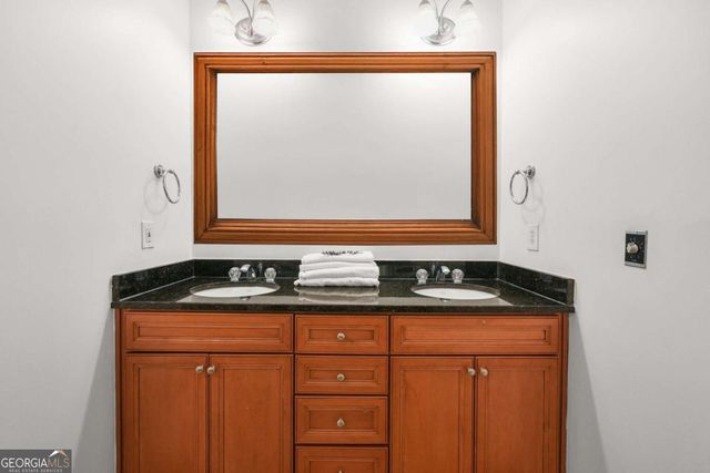 3071 Lenox Road NE 11, Atlanta, GA 30324