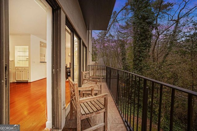 3071 Lenox Road NE 11, Atlanta, GA 30324