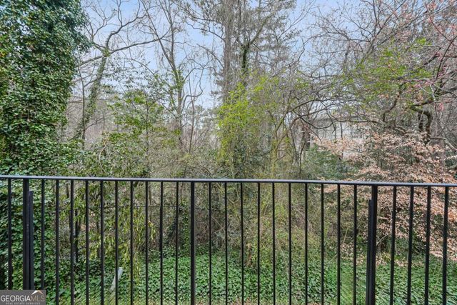 3071 Lenox Road NE 11, Atlanta, GA 30324