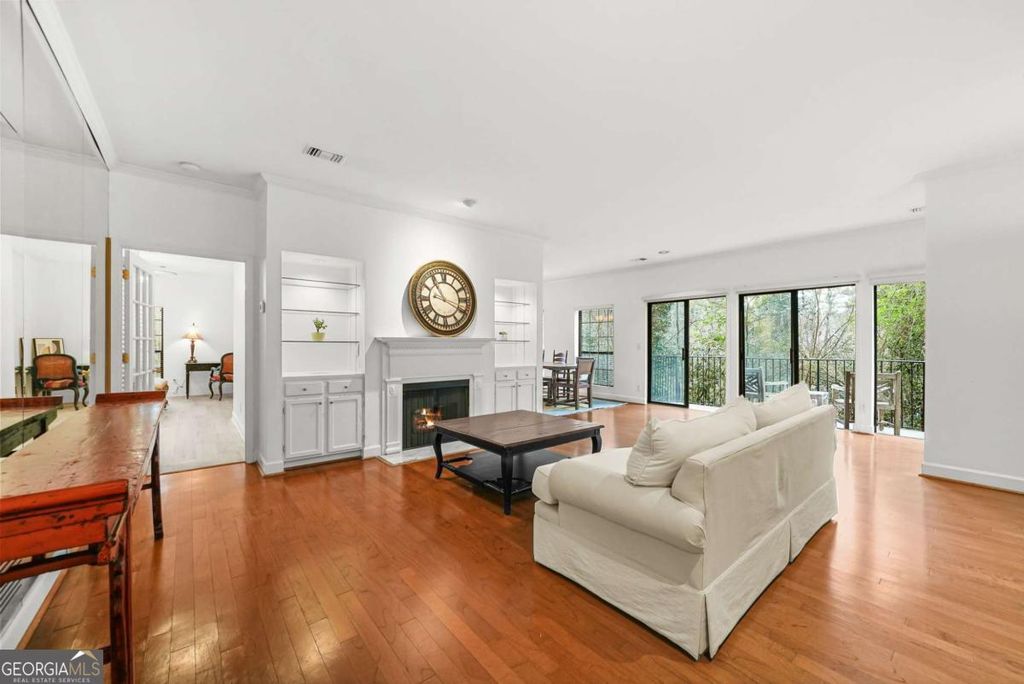 3071 Lenox Road NE 11, Atlanta, GA 30324