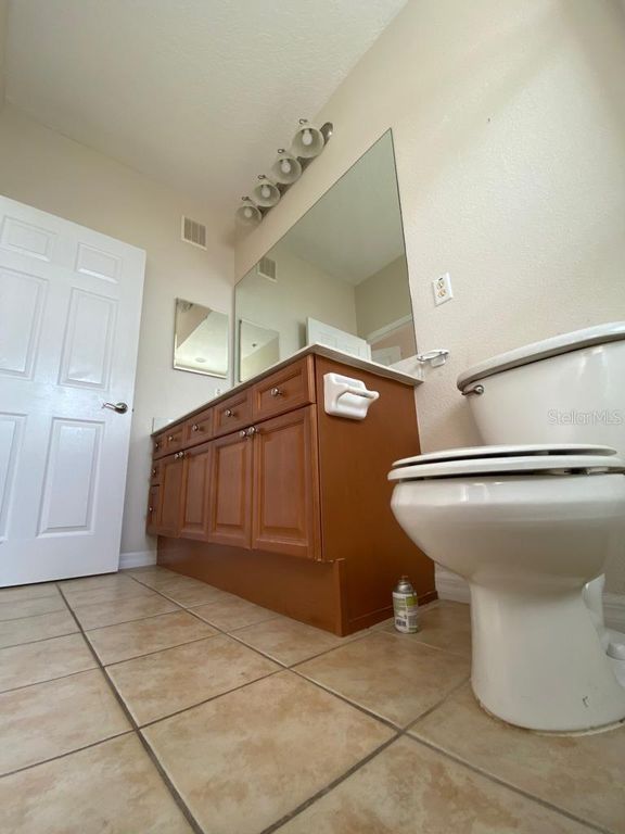 Image 14 of property listing at 8180 BOAT HOOK LOOP 321, Windermere, FL 34786