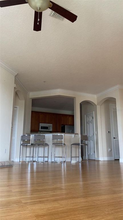 Image 6 of property listing at 8180 BOAT HOOK LOOP 321, Windermere, FL 34786