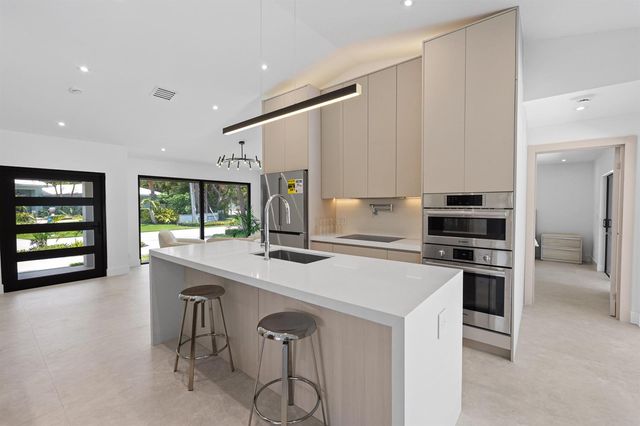 1291 Bimini Lane, Singer Island, FL 33404