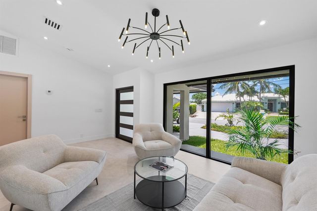 1291 Bimini Lane, Singer Island, FL 33404