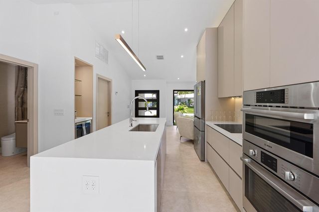 1291 Bimini Lane, Singer Island, FL 33404
