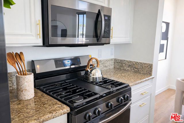 13920 Moorpark Street 308, Sherman Oaks, CA 91423