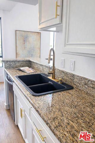 13920 Moorpark Street 308, Sherman Oaks, CA 91423