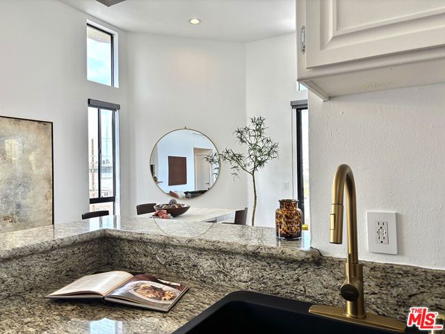 13920 Moorpark Street 308, Sherman Oaks, CA 91423