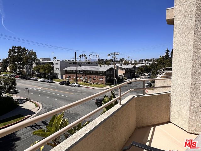 13920 Moorpark Street 308, Sherman Oaks, CA 91423