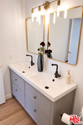 13920 Moorpark Street 308, Sherman Oaks, CA 91423