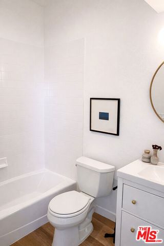 13920 Moorpark Street 308, Sherman Oaks, CA 91423
