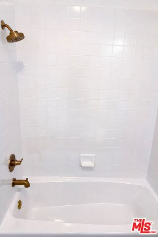 13920 Moorpark Street 308, Sherman Oaks, CA 91423