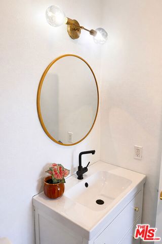 13920 Moorpark Street 308, Sherman Oaks, CA 91423