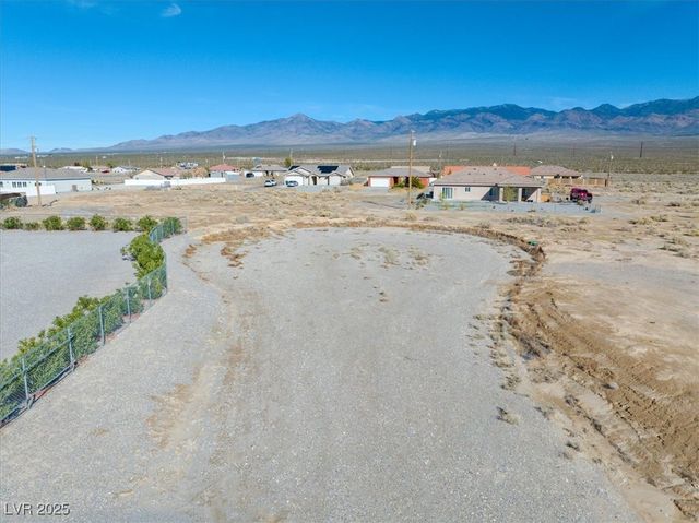6540 North Frontier Court, Pahrump, NV 89060