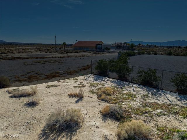 6540 North Frontier Court, Pahrump, NV 89060