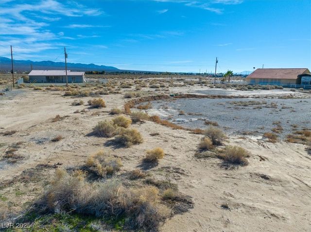 6540 North Frontier Court, Pahrump, NV 89060
