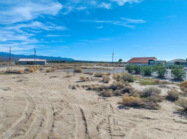 6540 North Frontier Court, Pahrump, NV 89060