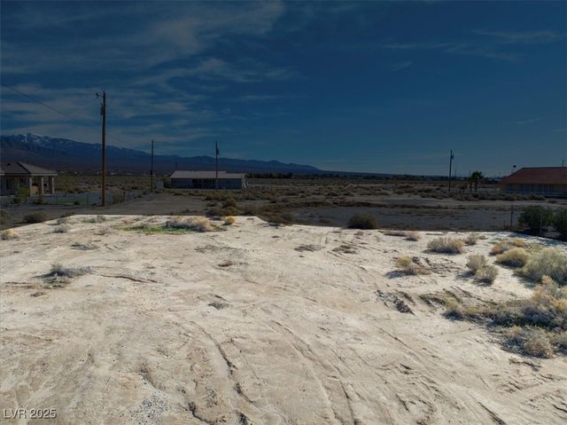 6540 North Frontier Court, Pahrump, NV 89060