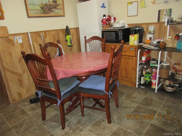 62-37 69TH Place, Middle Village, NY 11379