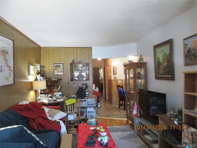 62-37 69TH Place, Middle Village, NY 11379