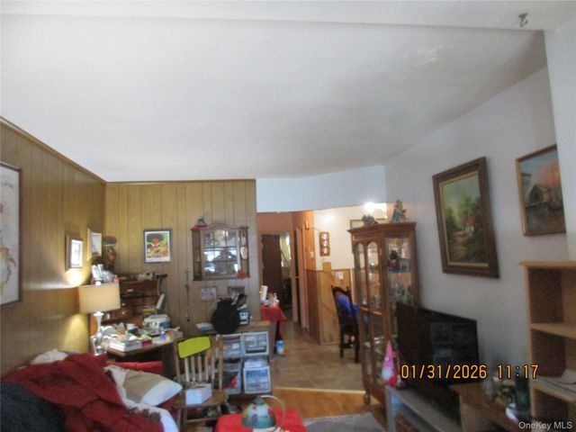 62-37 69TH Place, Middle Village, NY 11379