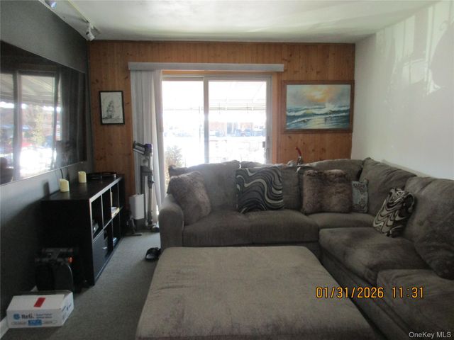 62-37 69TH Place, Middle Village, NY 11379