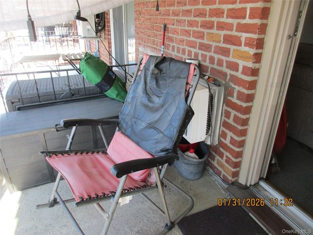 62-37 69TH Place, Middle Village, NY 11379