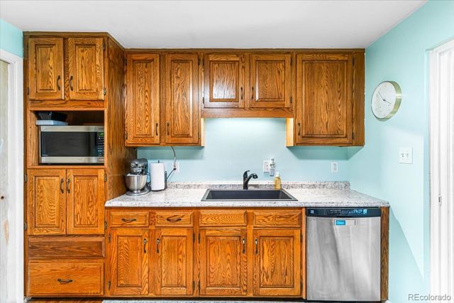 8826 Oakwood Street, Westminster, CO 80031