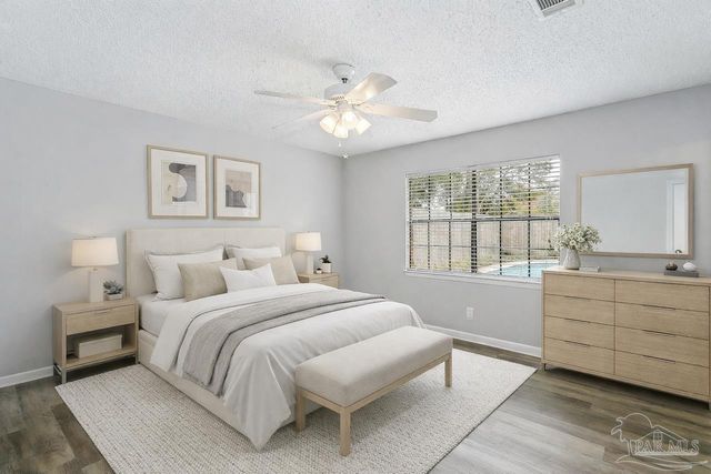 6931 Falcon Dr, Pensacola, FL 32526