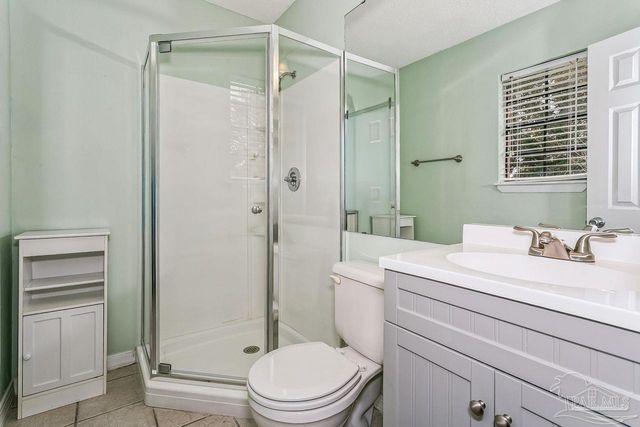 6931 Falcon Dr, Pensacola, FL 32526