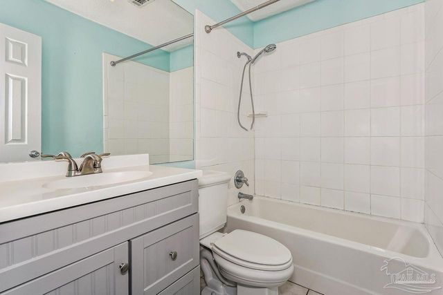 6931 Falcon Dr, Pensacola, FL 32526