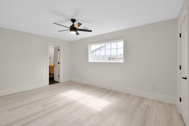 6026 Willowbend, Houston, TX 77096