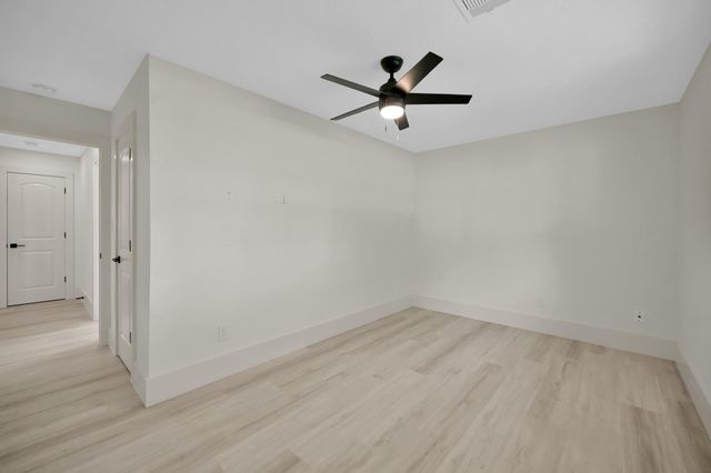 6026 Willowbend, Houston, TX 77096