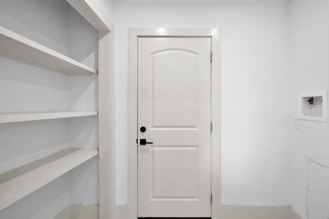 6026 Willowbend, Houston, TX 77096