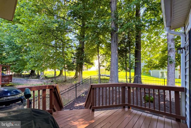 6251 ROLLING SPRING CT, Springfield, VA 22152