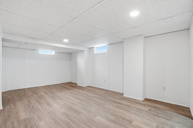 1107 W 62nd Place, Merrillville, IN 46410