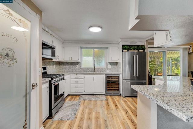 2368 Dalis Drive, Concord, CA 94520
