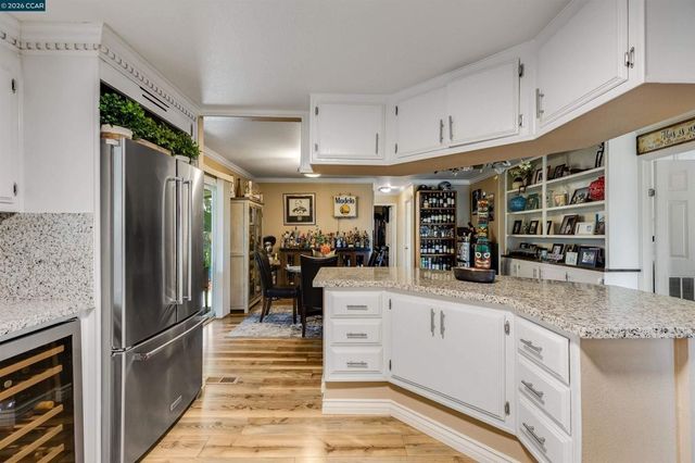2368 Dalis Drive, Concord, CA 94520