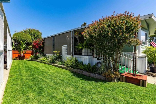 2368 Dalis Drive, Concord, CA 94520