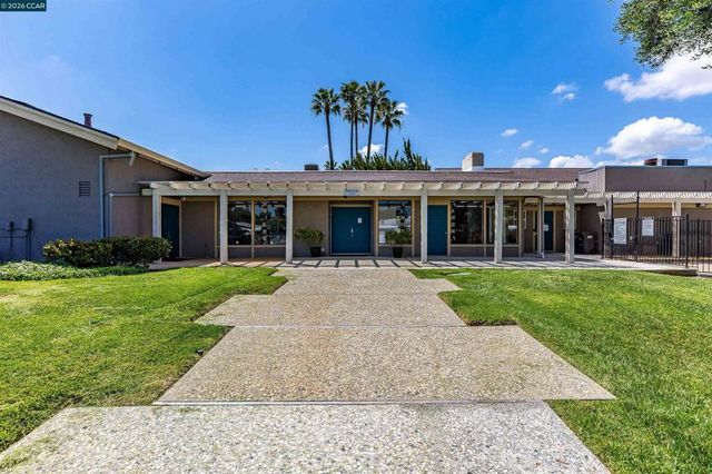 2368 Dalis Drive, Concord, CA 94520