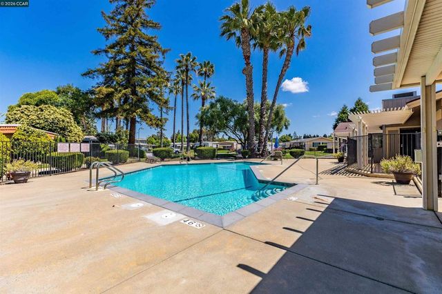 2368 Dalis Drive, Concord, CA 94520