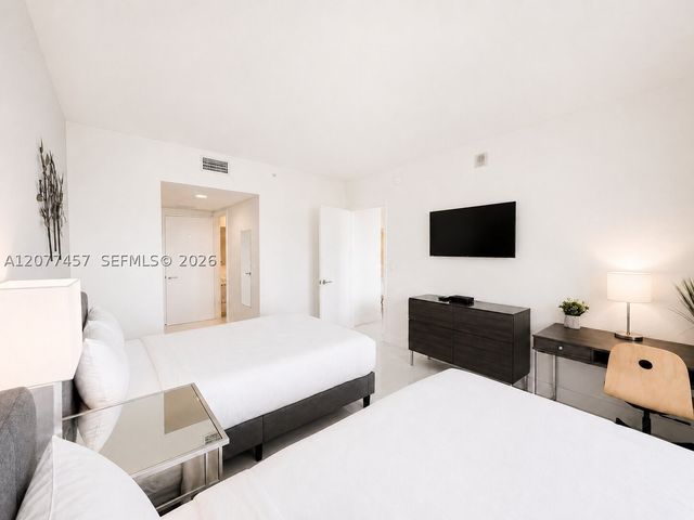 2600 E Hallandale Beach Blvd T3203, Hallandale Beach, FL 33009