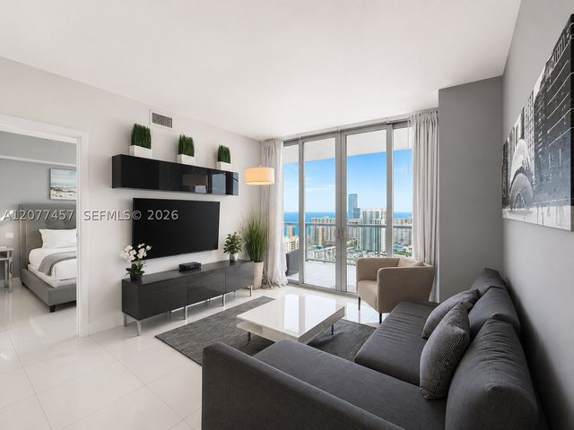 2600 E Hallandale Beach Blvd T3203, Hallandale Beach, FL 33009