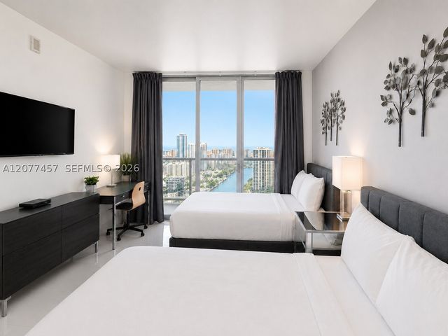 2600 E Hallandale Beach Blvd T3203, Hallandale Beach, FL 33009