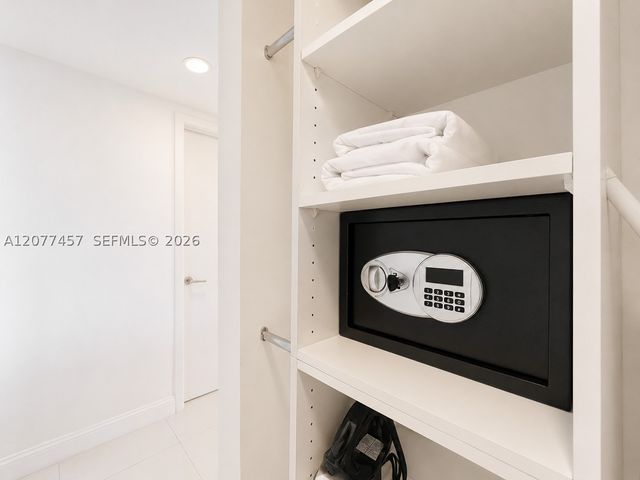 2600 E Hallandale Beach Blvd T3203, Hallandale Beach, FL 33009