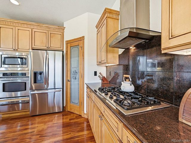 8898 Longs Peak Cir, Windsor, CO 80550