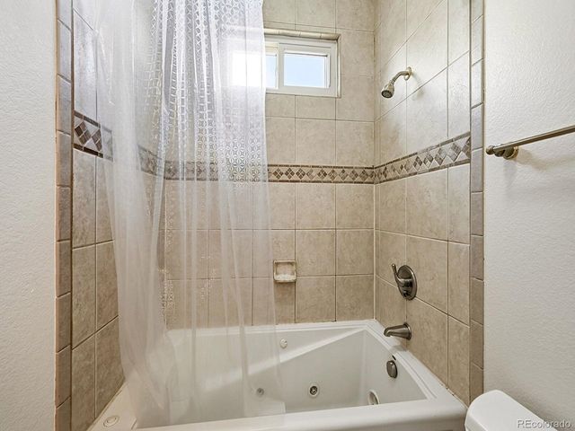 8898 Longs Peak Cir, Windsor, CO 80550