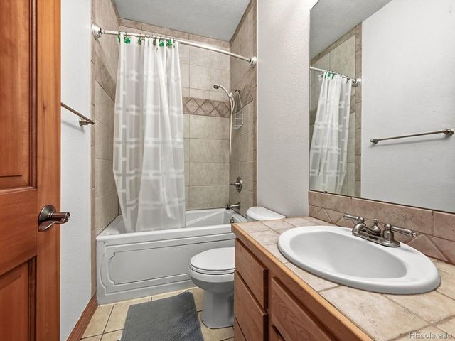 8898 Longs Peak Cir, Windsor, CO 80550
